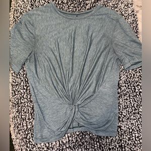 Lululemon top